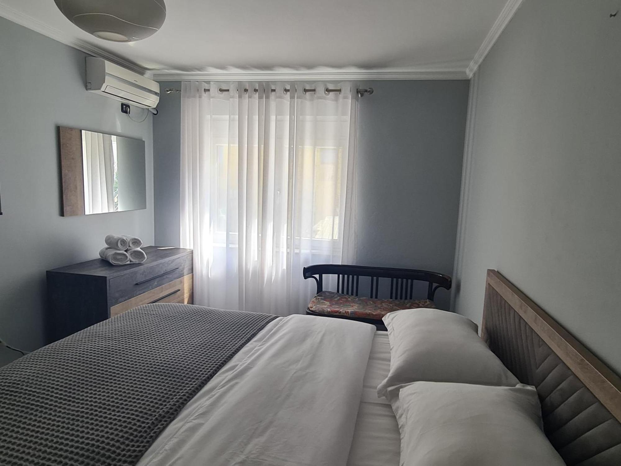 公寓 Edi'S Apartment-Cozy Stay In The Center *